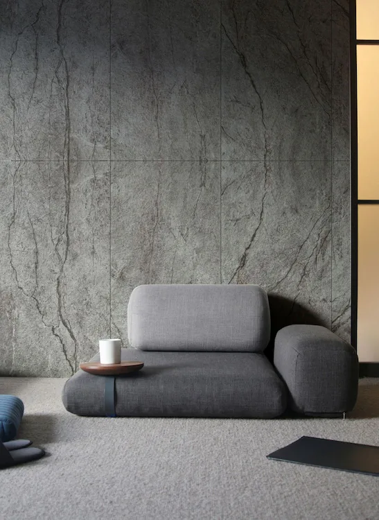 revestimento de parede 3d em escritório corporativo