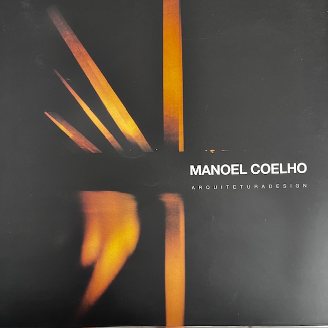 Dedicatória manuscrita do arquiteto Manoel Coelho ao Américo Baltazar, 2023.